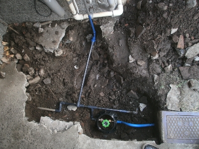 4 水を止めるバルブも壊れていて止まらない状態でした不凍栓を新たに取り付けました。-1