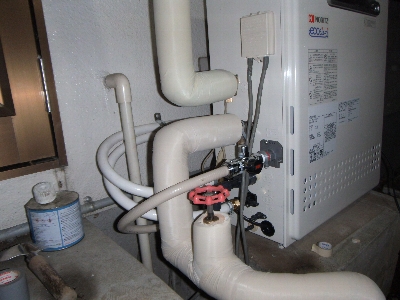 2 工事後 省エネガス給湯器に取付完了