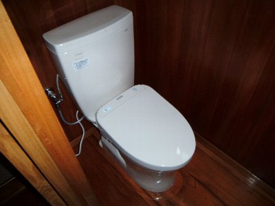 工事後 節水式の新しい便器は使いやすく、節水です。