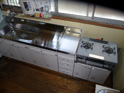 P1110117-1 取替え後のキッチン